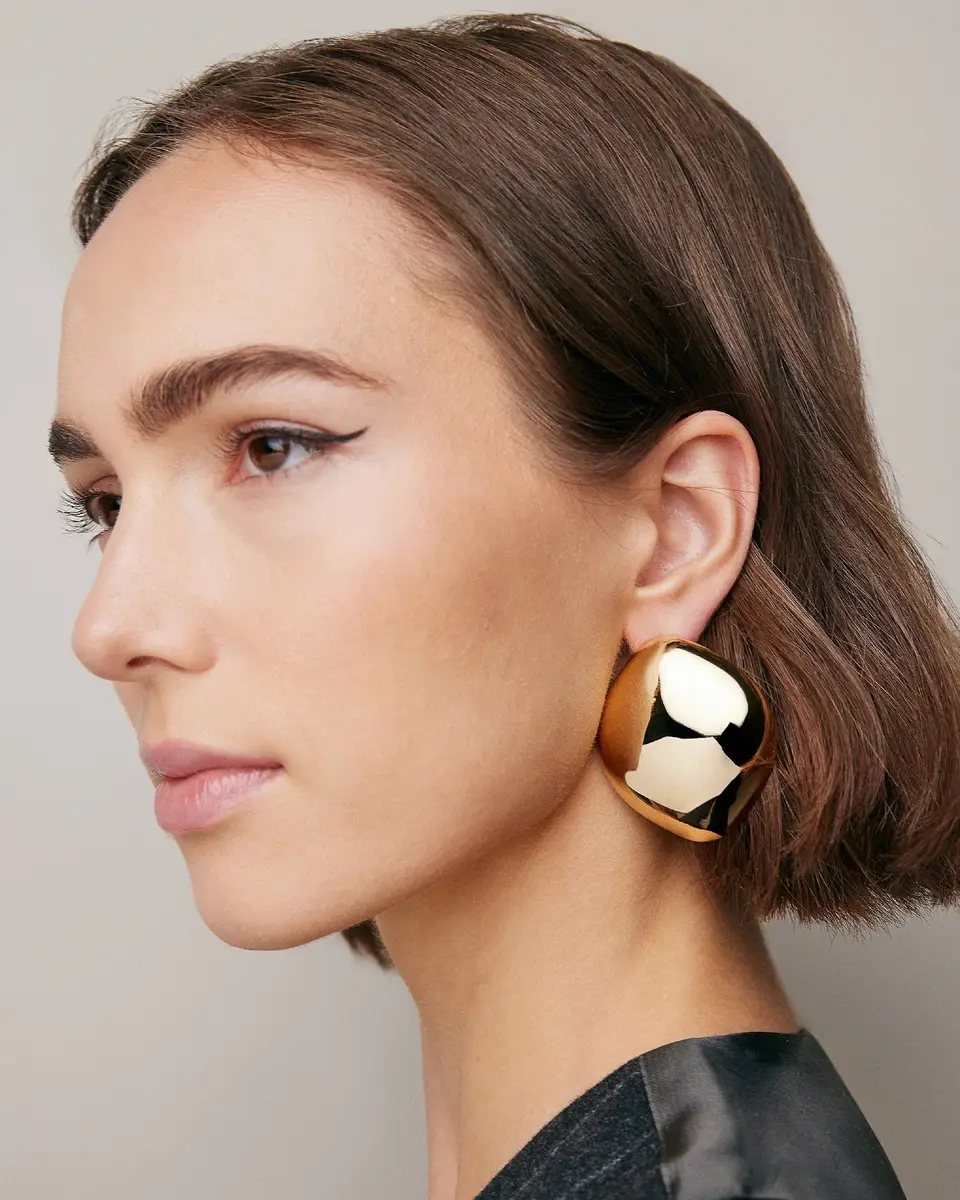 Jennifer Fisher Jennifer Fisher Puffy Cushion Earrings | Thumbnail 2 Jennifer Fisher Jennifer Fisher Puffy Cushion Earrings | Thumbnail 2