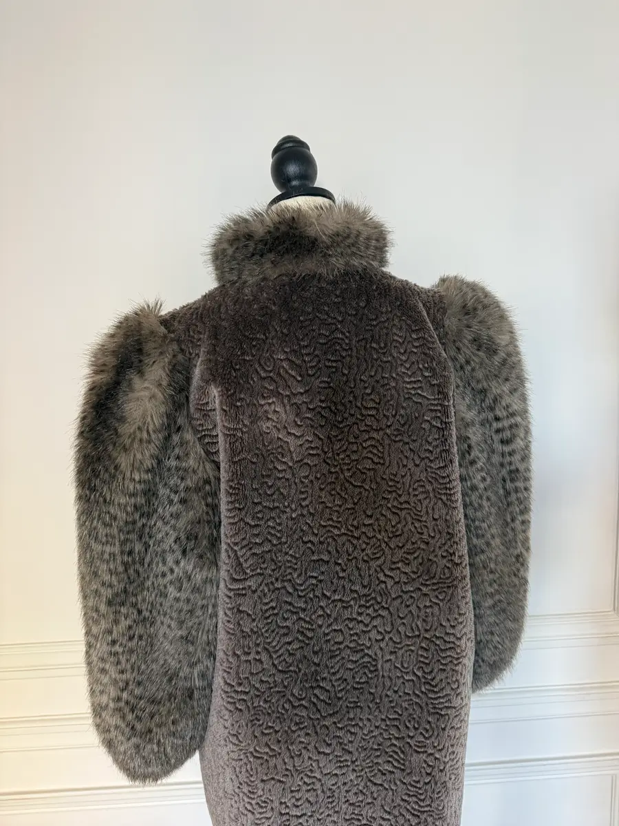 Jen Wonders Studio Taupe Faux Fur Coat | Thumbnail 10 Jen Wonders Studio Taupe Faux Fur Coat | Thumbnail 10