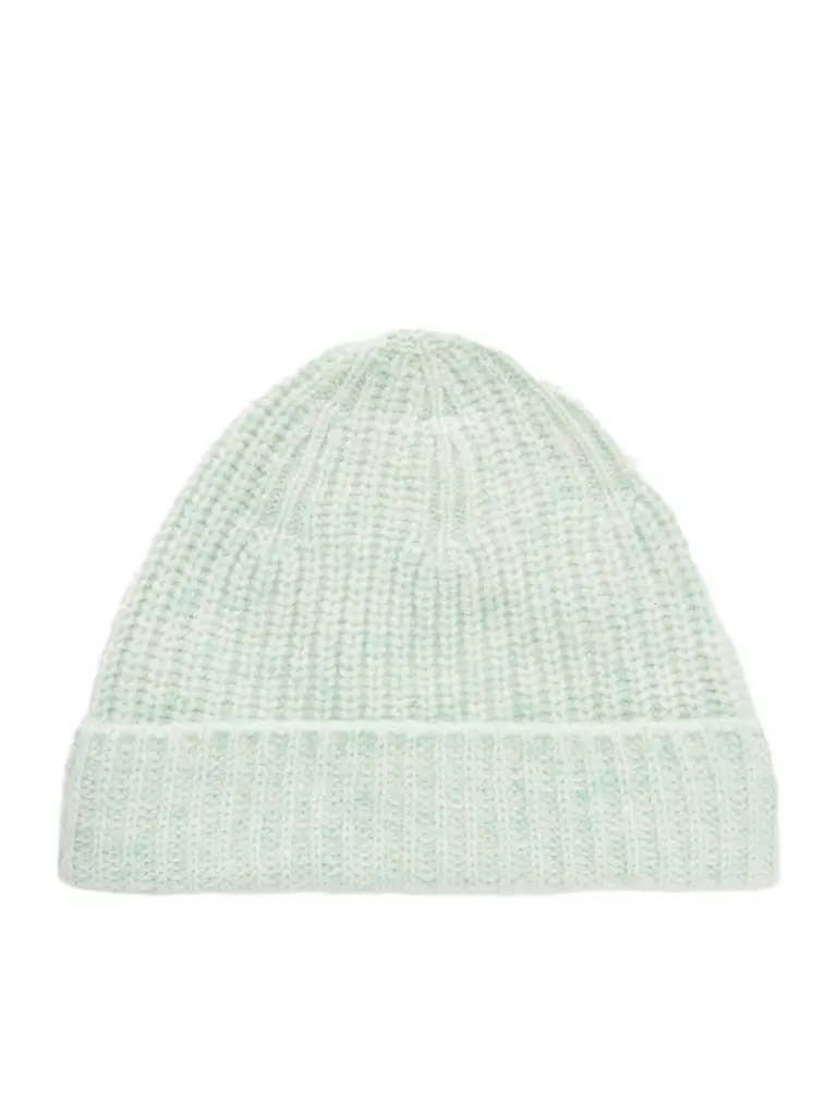 Auralee Ribbed Cashmere Beanie - Men