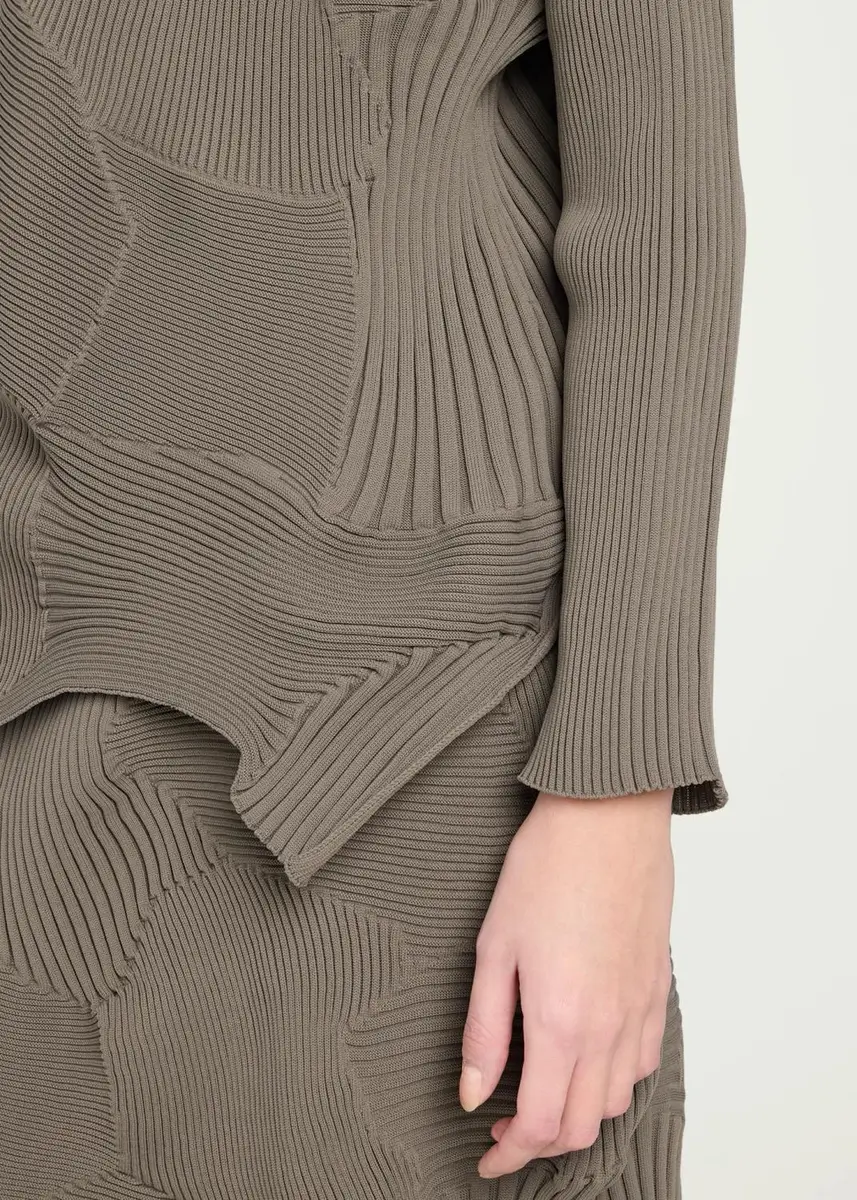 Issey Miyake Kone Kone Textural Ribbed Crewneck Sweater | Thumbnail 5 Issey Miyake Kone Kone Textural Ribbed Crewneck Sweater | Thumbnail 5