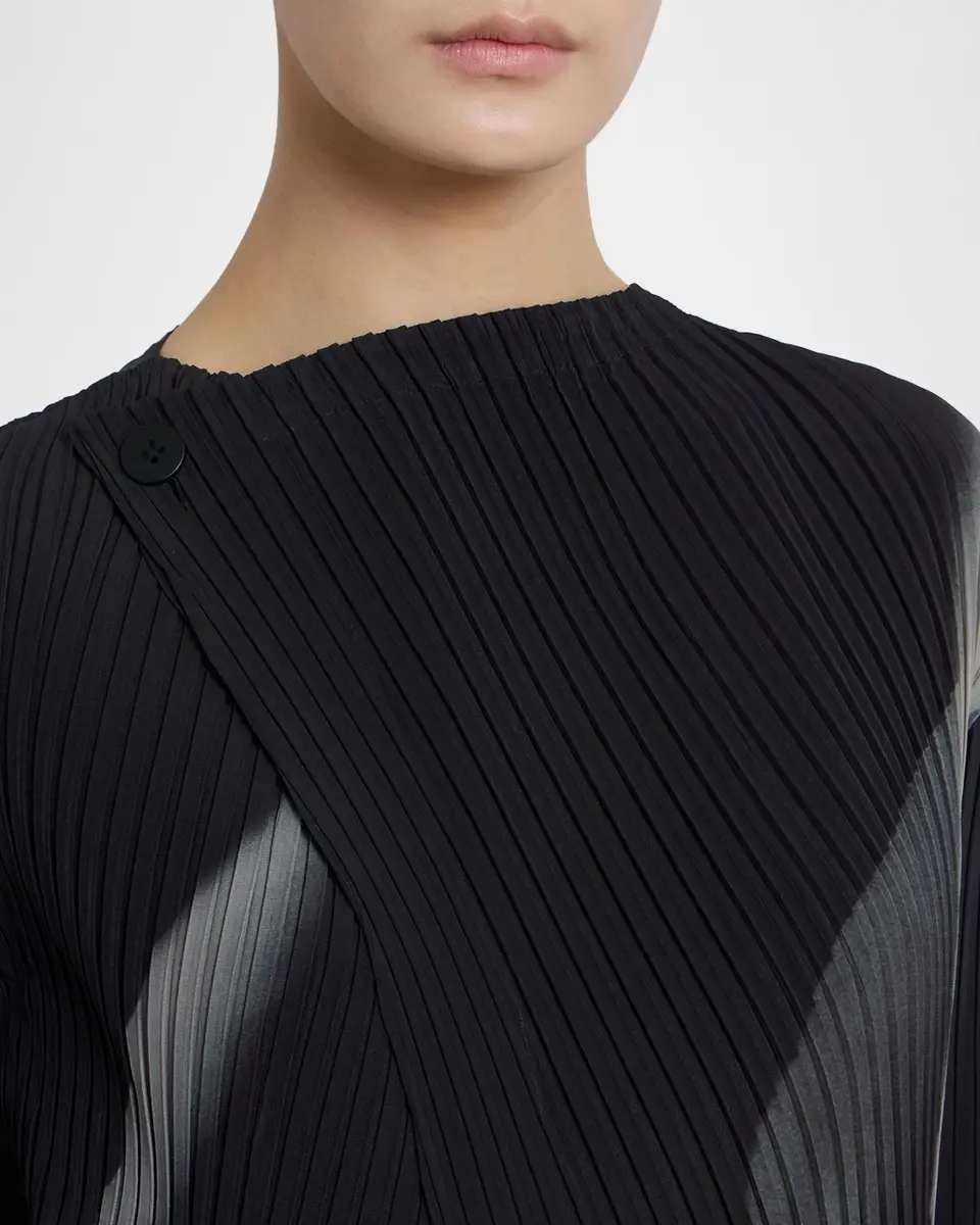 Issey Miyake Hands of Lover Printed Pleated Cardigan | Thumbnail 5