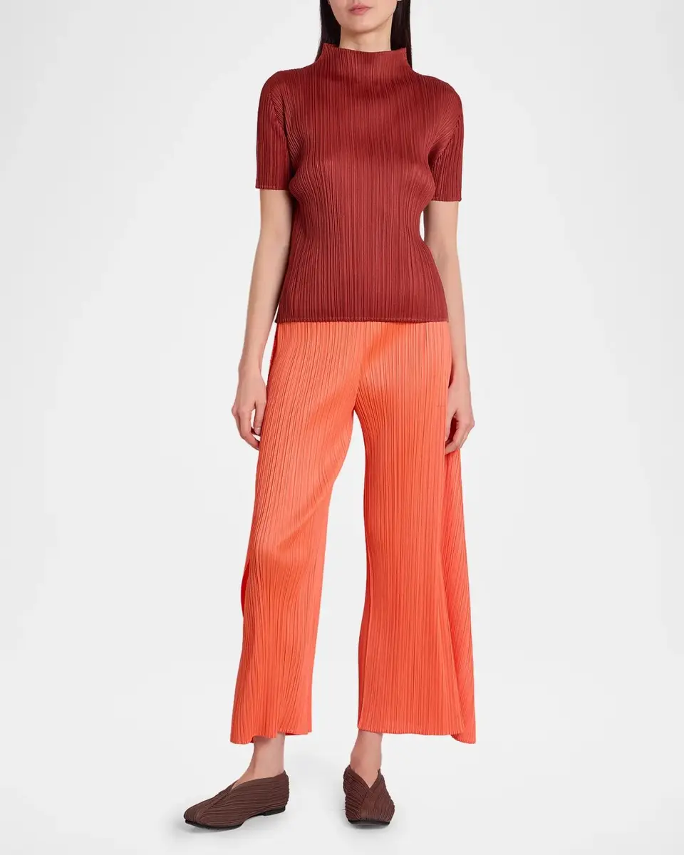 Issey Miyake Monthly Colors: September Pleats Short-Sleeve Top | Thumbnail 4 Issey Miyake Monthly Colors: September Pleats Short-Sleeve Top | Thumbnail 4