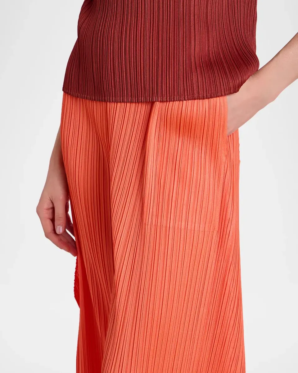 Issey Miyake Monthly Colors: September Pleats Short-Sleeve Top | Thumbnail 7 Issey Miyake Monthly Colors: September Pleats Short-Sleeve Top | Thumbnail 7