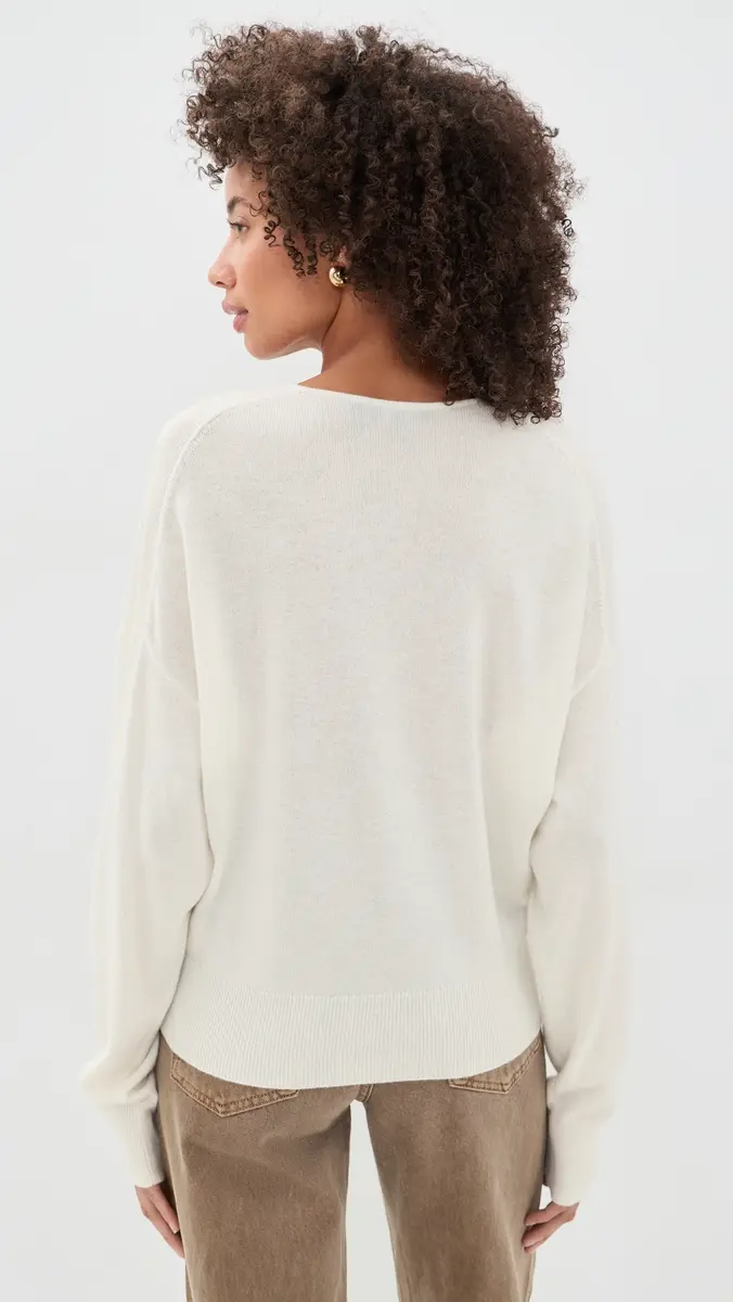 Theory Relaxed V Neck Cashmere Sweater | Thumbnail 3 Theory Relaxed V Neck Cashmere Sweater | Thumbnail 3