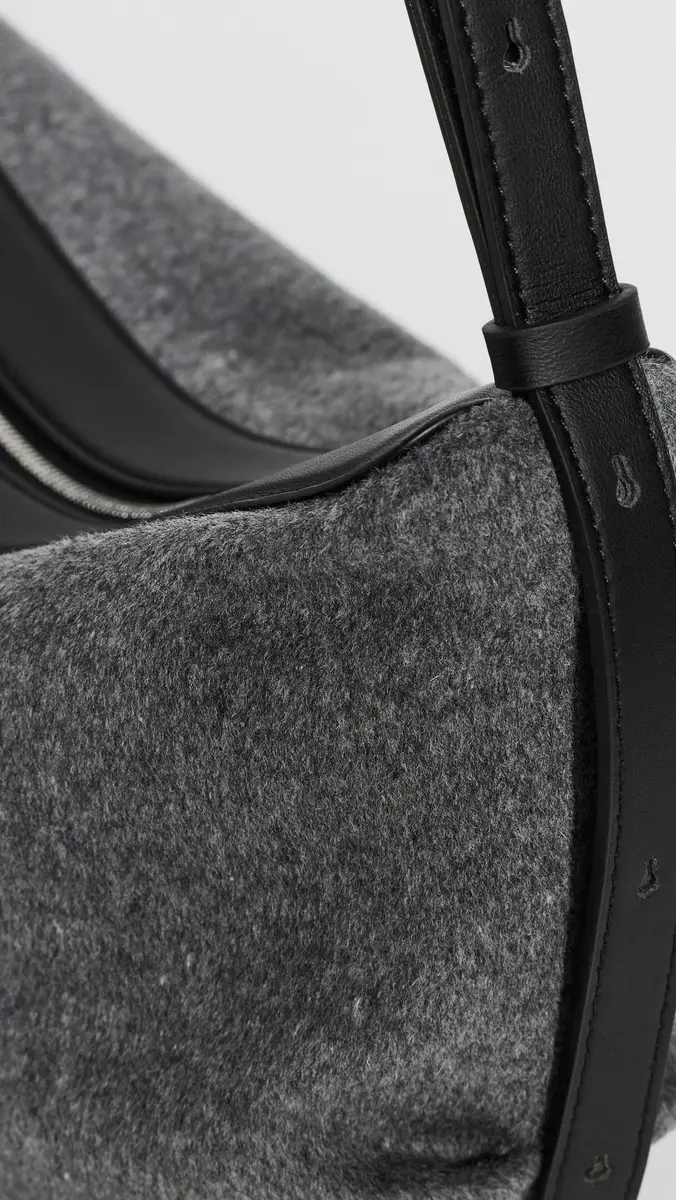 Vee Collective Essence Wool Banana Charcoal Shoulder Bag | Thumbnail 5