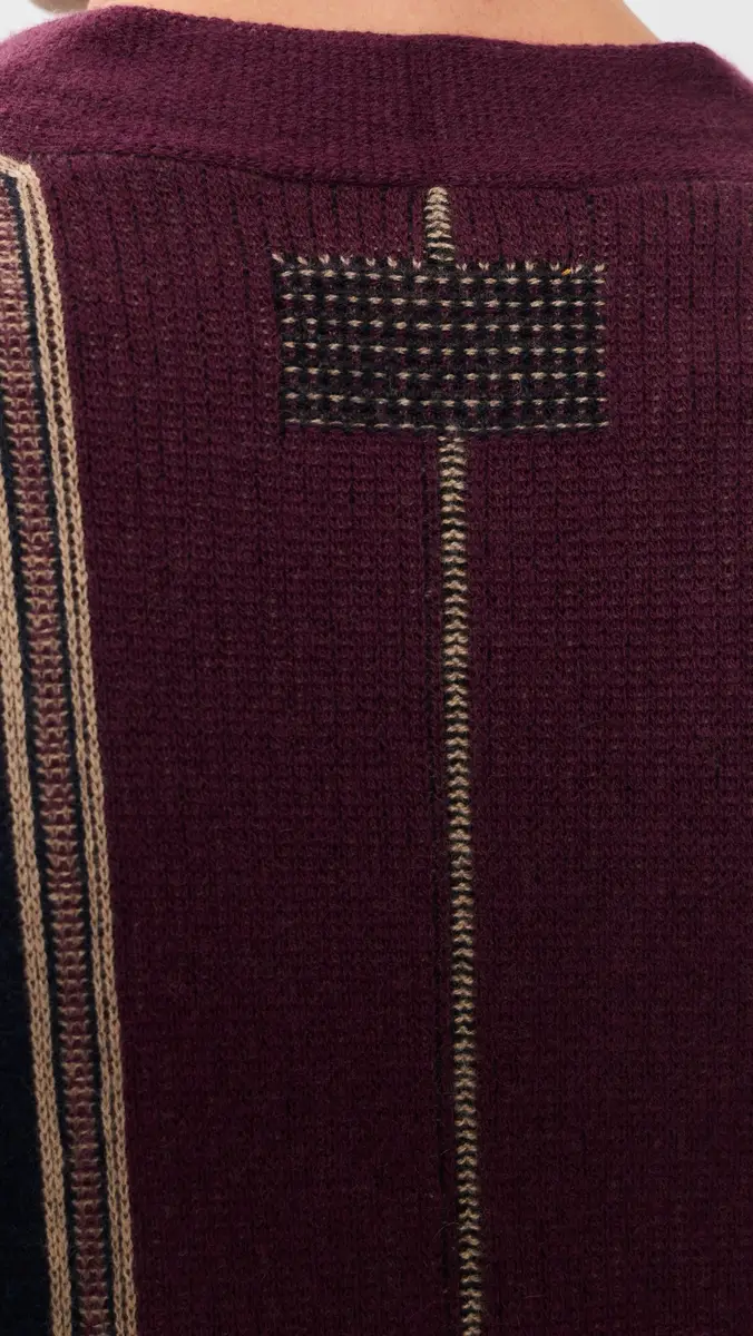 Guest In Residence Baja Everywear Cashmere Cardigan | Thumbnail 6 Guest In Residence Baja Everywear Cashmere Cardigan | Thumbnail 6