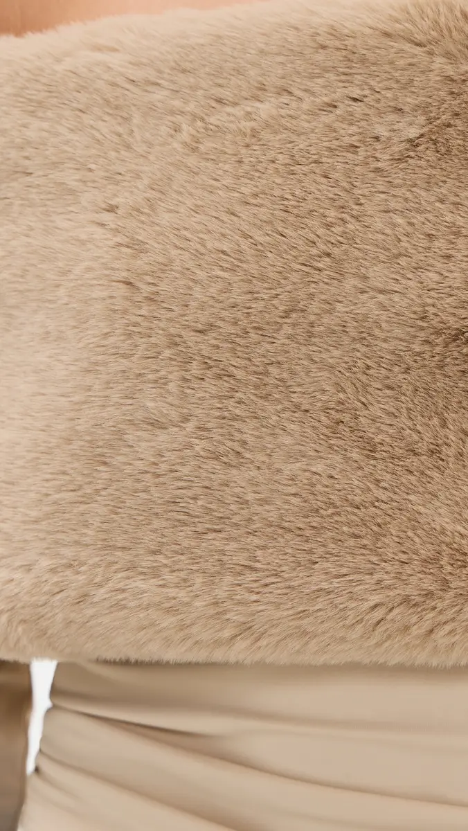 LIONESS Waldorf Off Shoulder Top | Thumbnail 6 LIONESS Waldorf Off Shoulder Top | Thumbnail 6