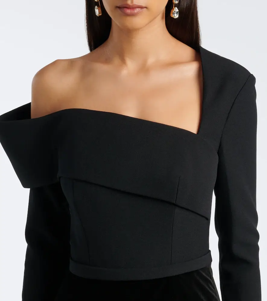 Safiyaa One-shoulder crêpe gown | Thumbnail 4 Safiyaa One-shoulder crêpe gown | Thumbnail 4