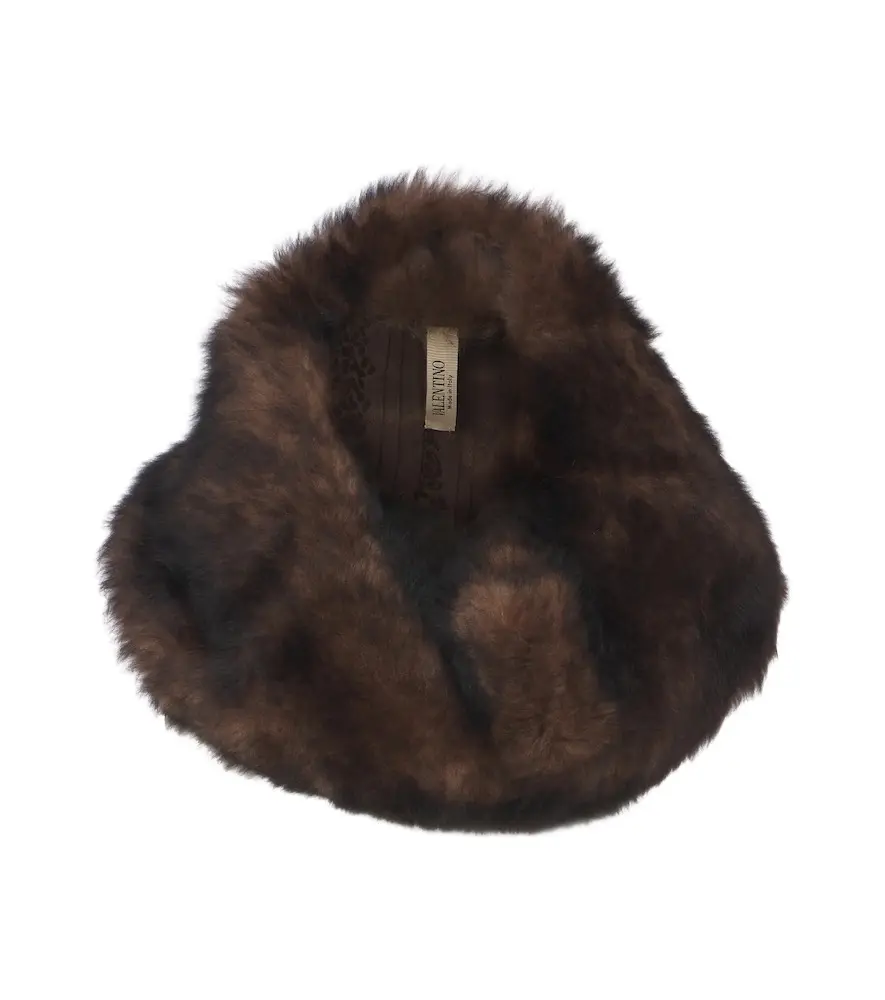 Shearling snood