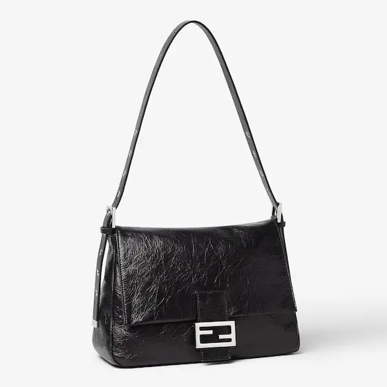 Fendi Flap 26235 bag in a soft trapezoid shape is a tribute | Thumbnail 4 Fendi Flap 26235 bag in a soft trapezoid shape is a tribute | Thumbnail 4