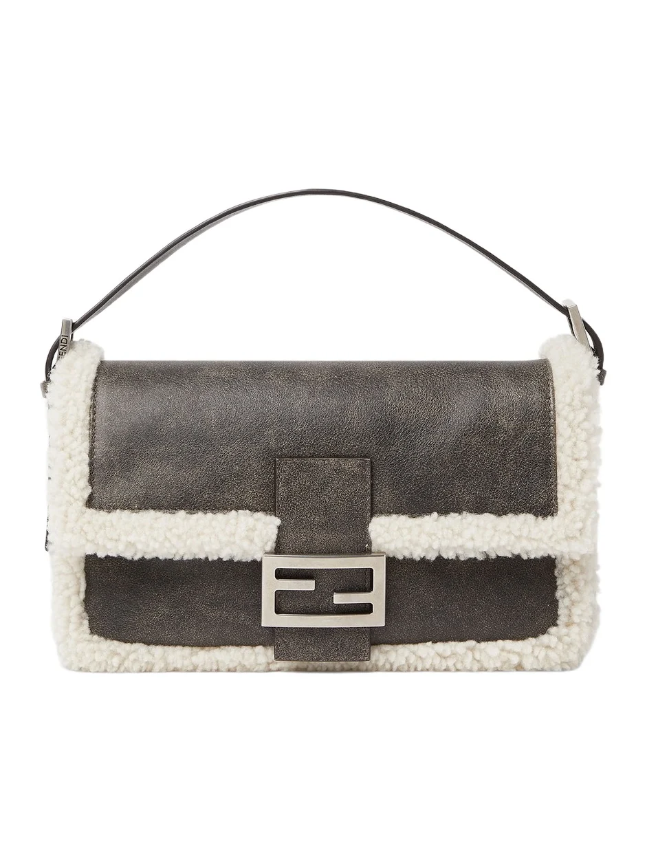 Baguette 26424 Shearling Bag Baguette 26424 Shearling Bag