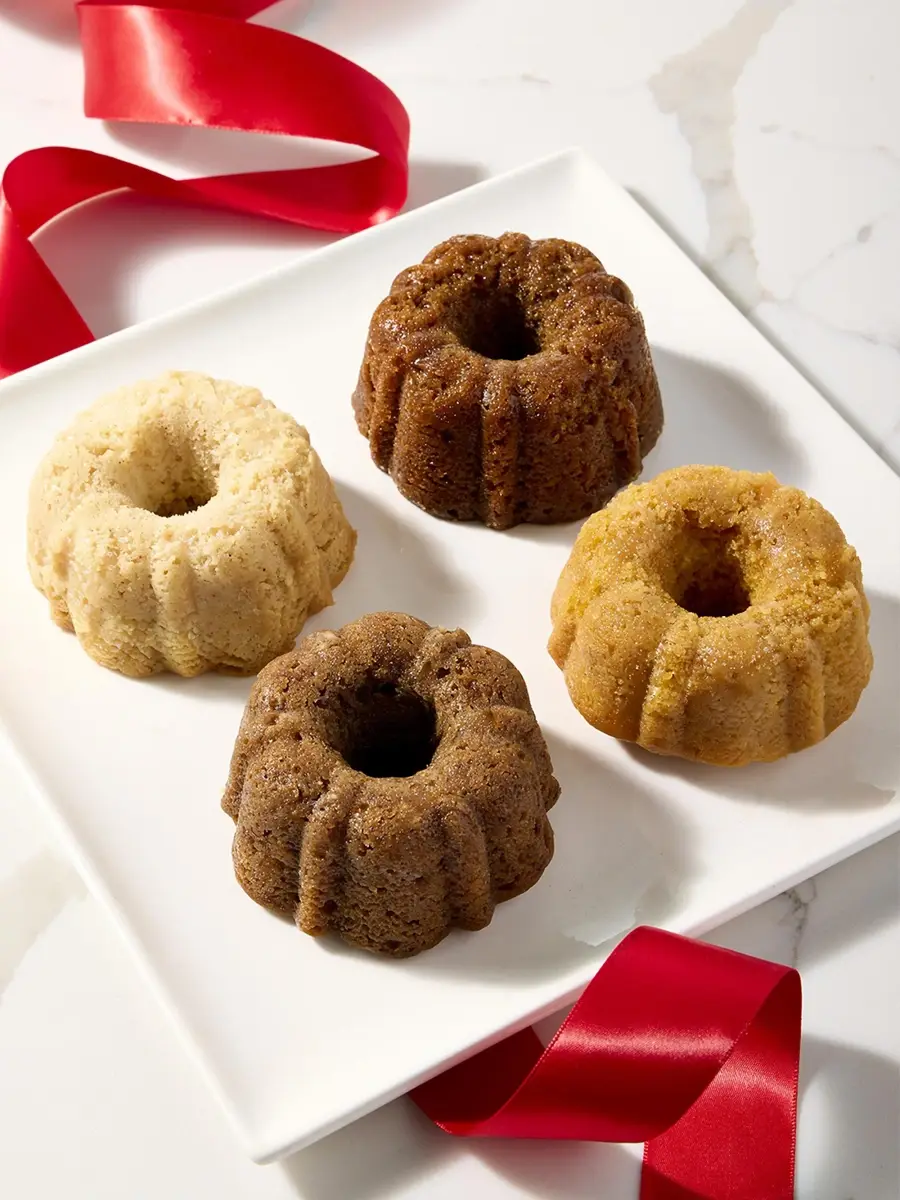 Saks Fifth Avenue 4-Pack Holiday Sampler Mini Bundt Cakes | Thumbnail 2