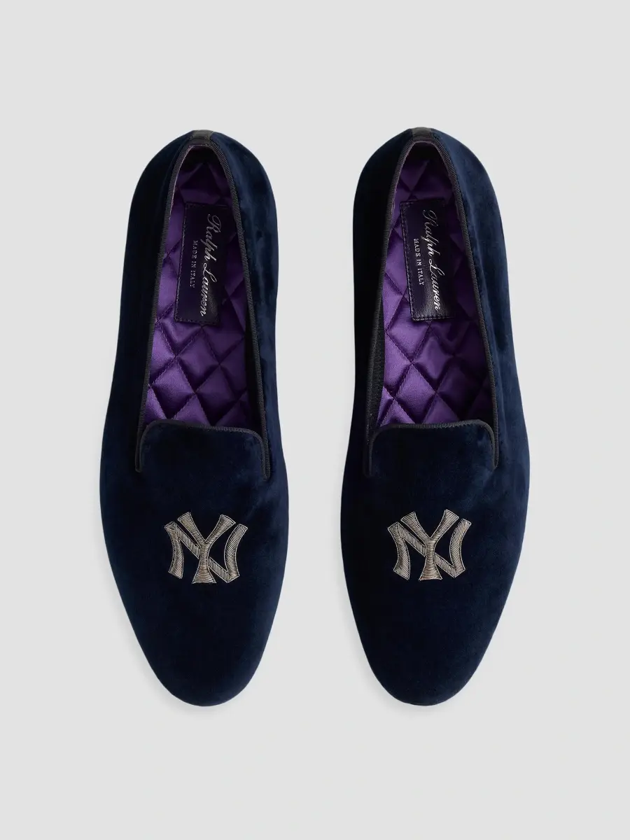Ralph Lauren Purple Label Men's Yankees Velvet Slippers | Thumbnail 4 Ralph Lauren Purple Label Men's Yankees Velvet Slippers | Thumbnail 4