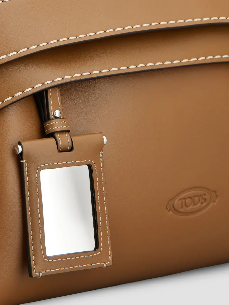 Tod's Women's Wave Small Leather Shoulder Bag | Thumbnail 6