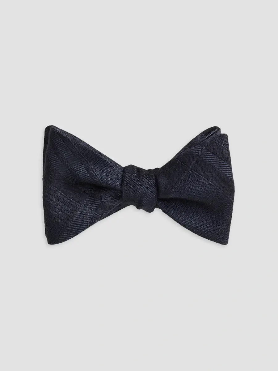 Ralph Lauren Purple Label Men's Plaid Silk-Cashmere Bow Tie | Thumbnail 3 Ralph Lauren Purple Label Men's Plaid Silk-Cashmere Bow Tie | Thumbnail 3
