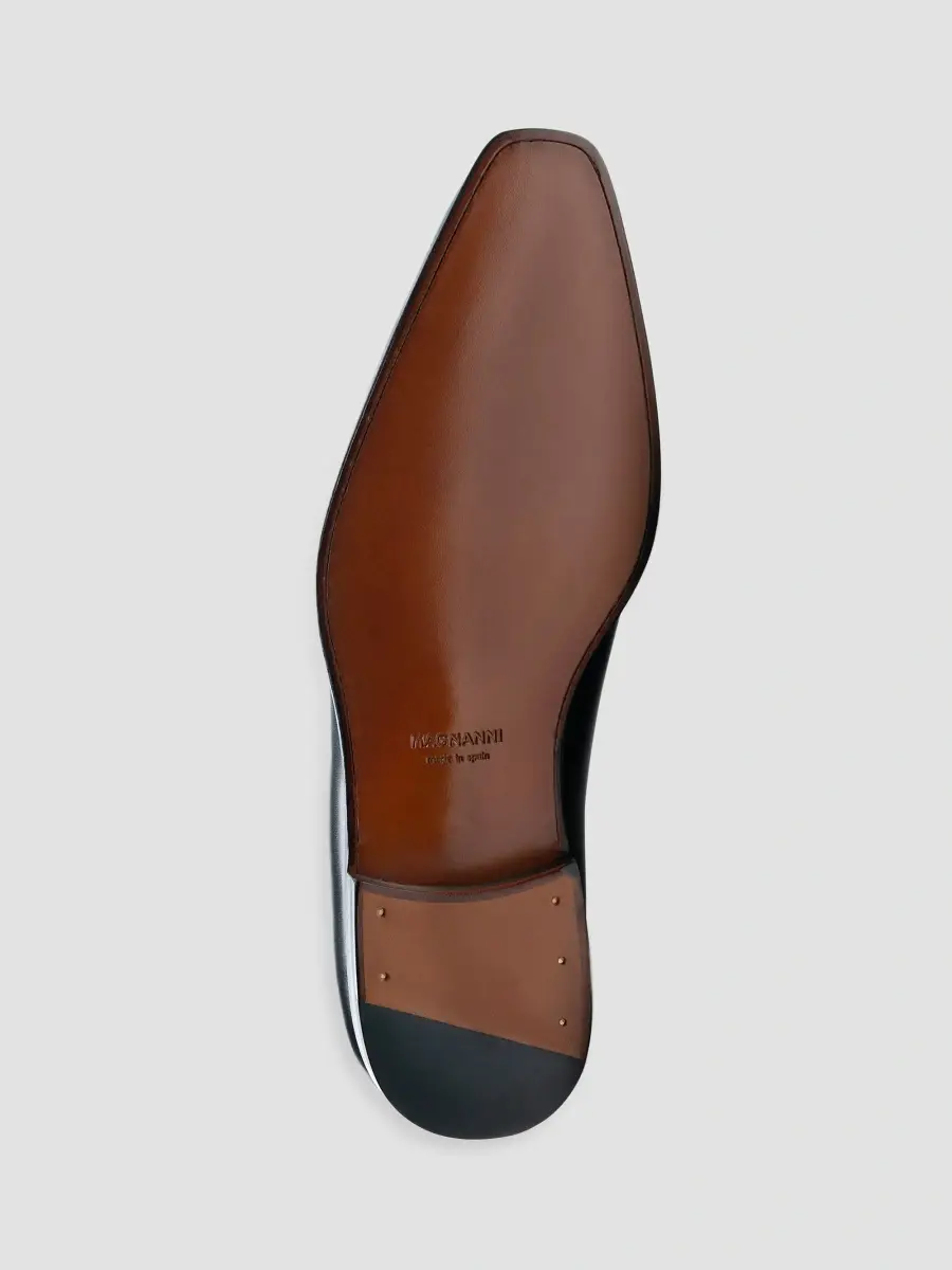 Magnanni Men's Cruz Leather Wholecut Oxfords | Thumbnail 5 Magnanni Men's Cruz Leather Wholecut Oxfords | Thumbnail 5