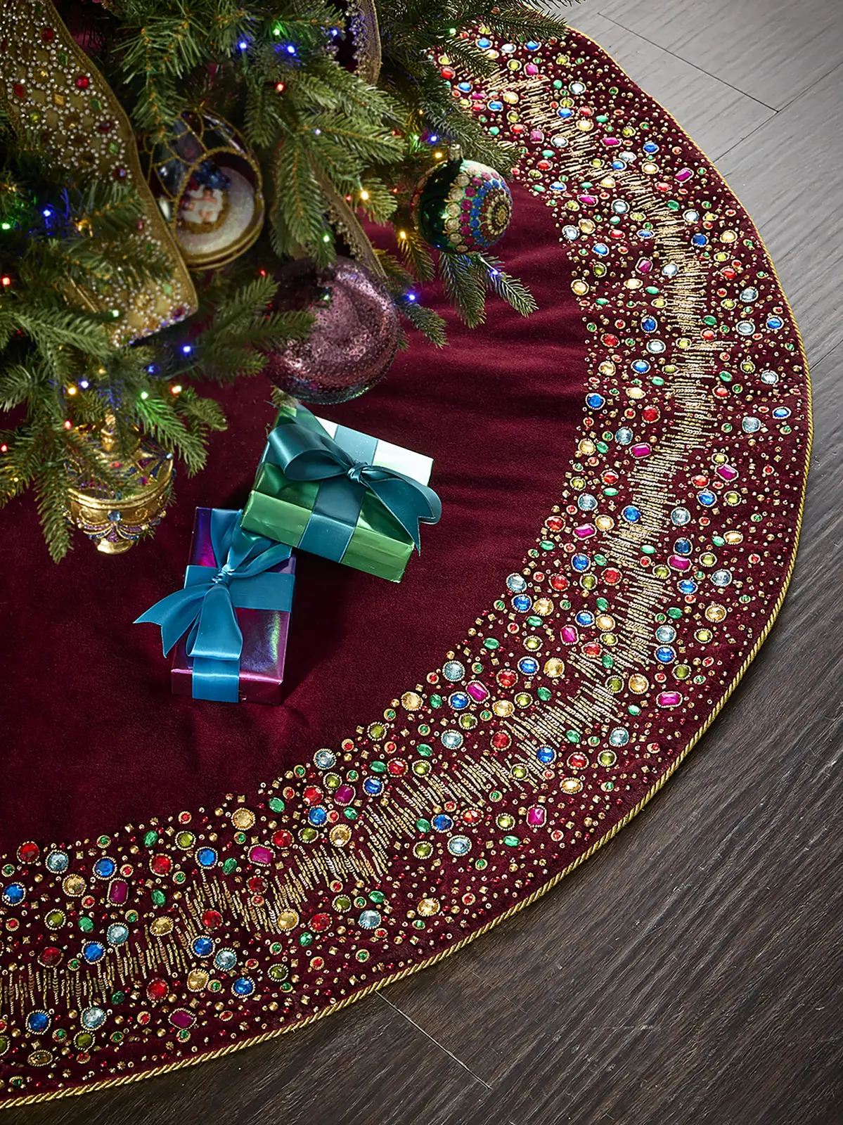 Kim Seybert Christmas Cheer Embellished Cotton Velvet Tree Skirt