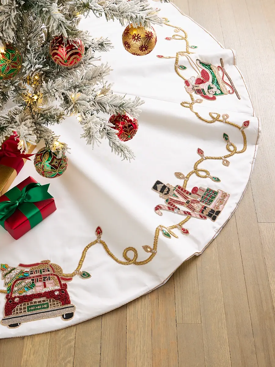 Holiday Lights Tree Skirt Holiday Lights Tree Skirt
