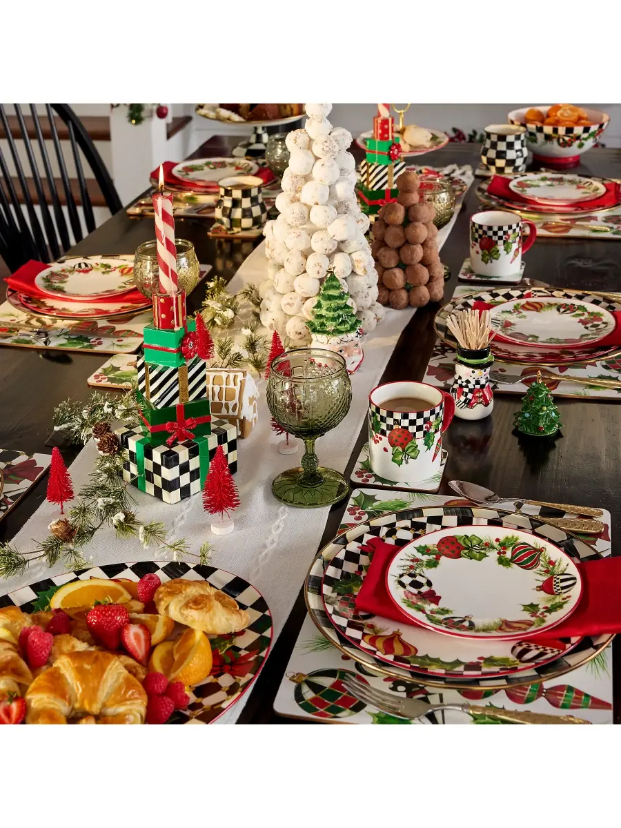 MacKenzie-Childs Deck The Halls 4-Piece Dinner Plate Set | Thumbnail 2 MacKenzie-Childs Deck The Halls 4-Piece Dinner Plate Set | Thumbnail 2