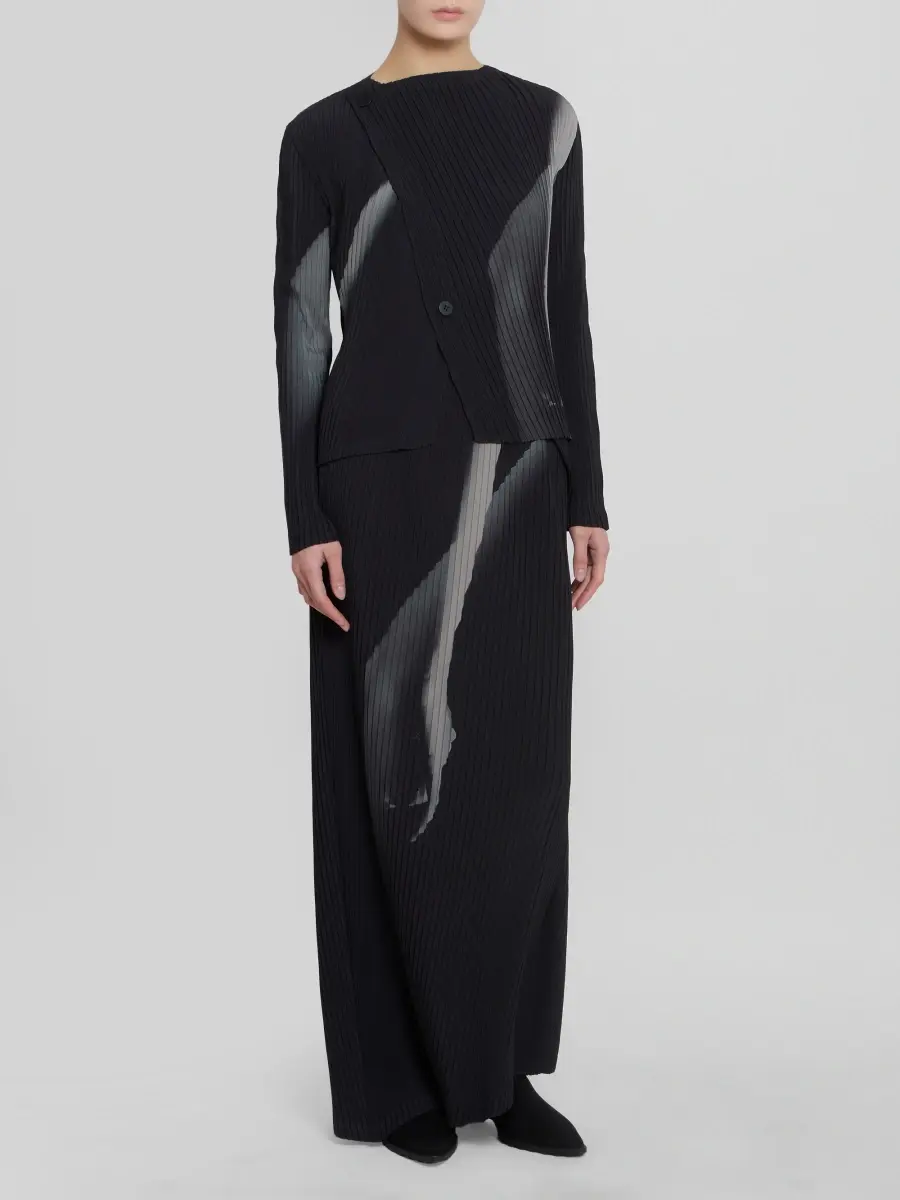 Issey Miyake Women's Hands of Lover Pleated A-Line Maxi Skirt | Thumbnail 2 Issey Miyake Women's Hands of Lover Pleated A-Line Maxi Skirt | Thumbnail 2