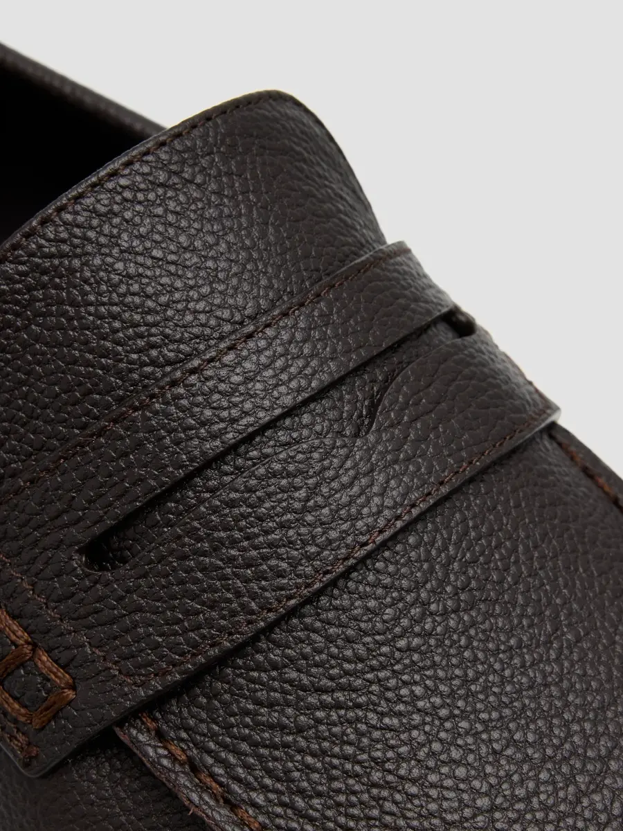 Manolo Blahnik Men's Perry Leather Penny Loafers | Thumbnail 5 Manolo Blahnik Men's Perry Leather Penny Loafers | Thumbnail 5