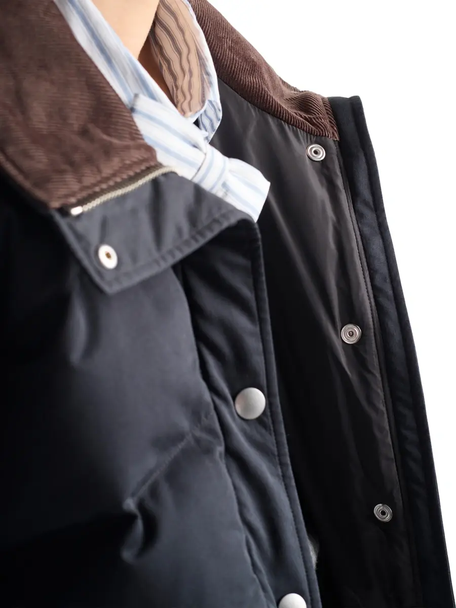 Prada Women's Cropped Compact Poplin Down Jacket | Thumbnail 5