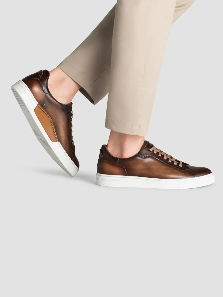 Magnanni Men's Amadeo Leather Low-Top Sneakers | Thumbnail 2