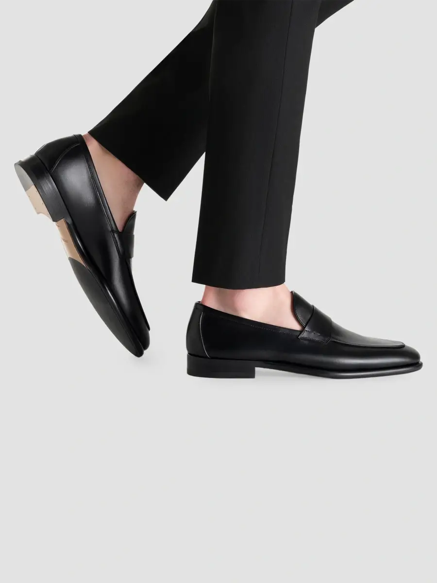 Magnanni Men's Duerro Leather Penny Loafers | Thumbnail 2