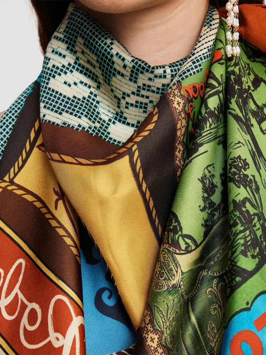 ALÉMAIS Women's Ace Printed Silk Scarf | Thumbnail 3 ALÉMAIS Women's Ace Printed Silk Scarf | Thumbnail 3