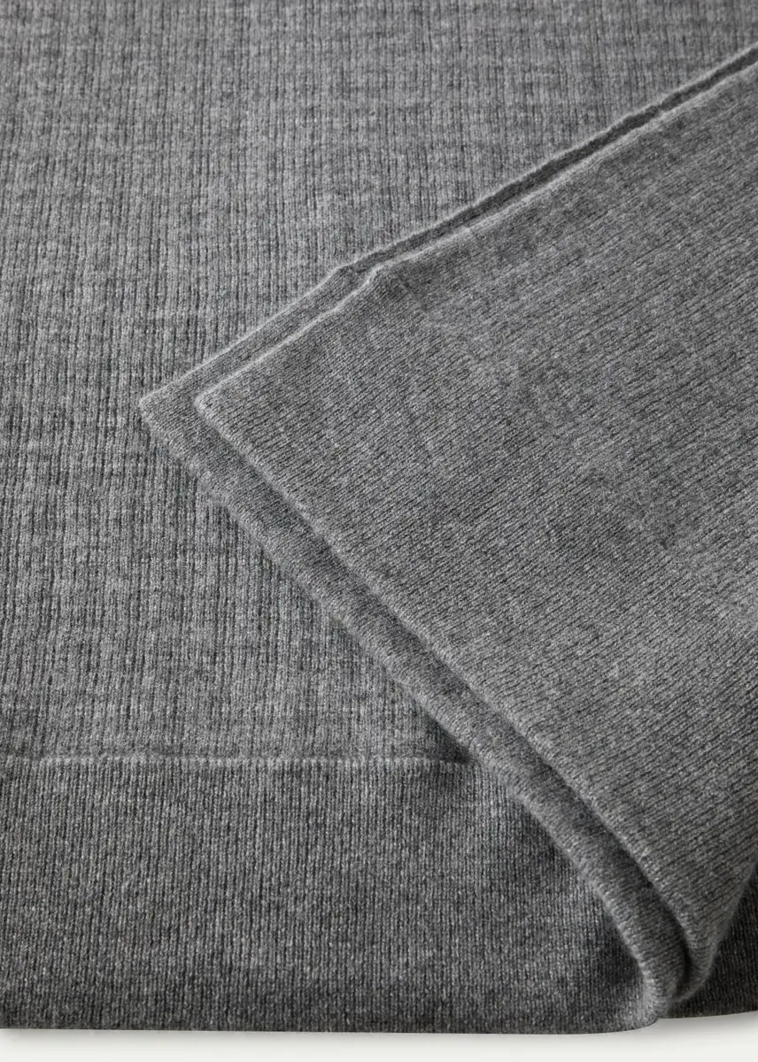 TSE Cashmere Cashmere Throw Blanket | Thumbnail 2