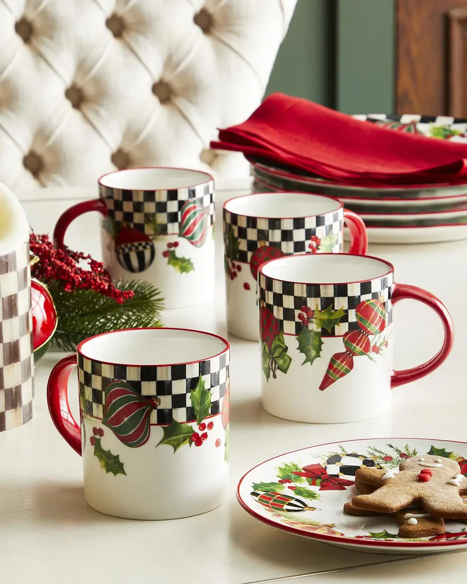 Deck the Halls Mugs, Set of 4