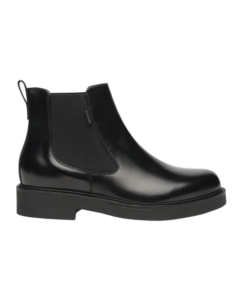NeroGiardini Leather Chelsea Ankle Booties