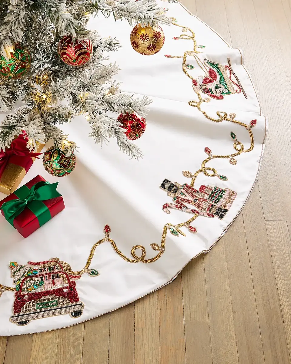 Kim Seybert Holiday Lights Beaded Tree Skirt