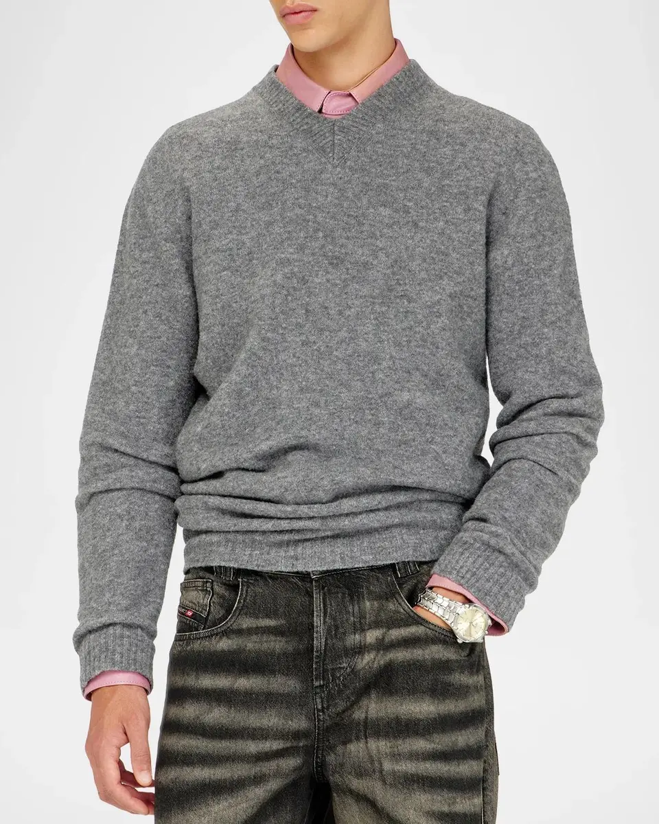 Diesel Men's Wool-Blend V-Neck Sweater | Thumbnail 4 Diesel Men's Wool-Blend V-Neck Sweater | Thumbnail 4