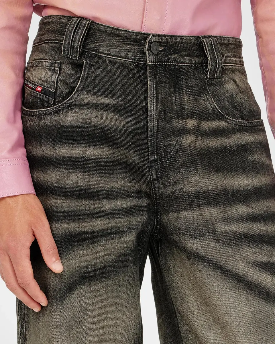 Diesel Men's 1982 Hakou Wide-Leg Jeans | Thumbnail 5 Diesel Men's 1982 Hakou Wide-Leg Jeans | Thumbnail 5