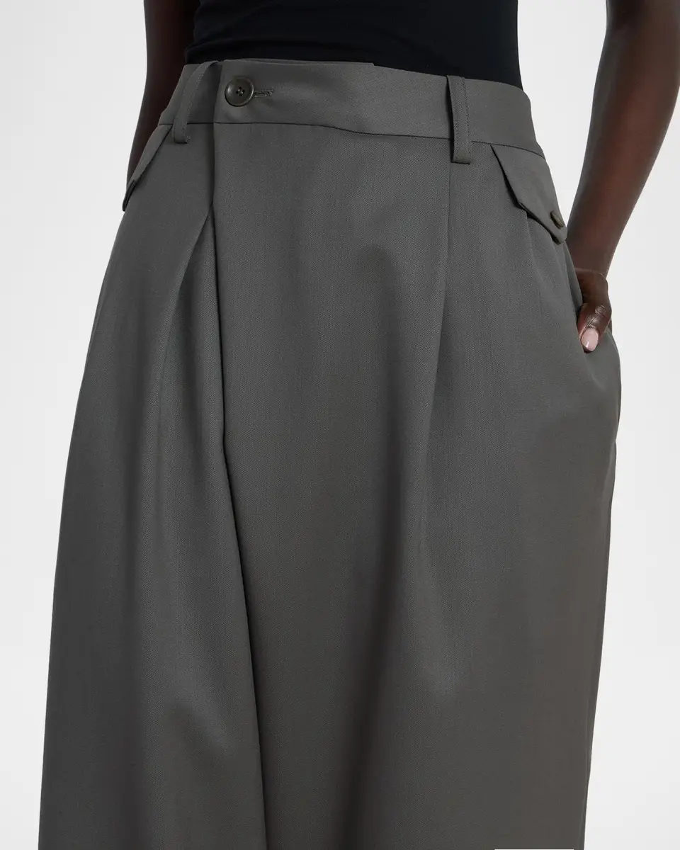 Issey Miyake Lustrous Wool-Blend Pleated Trousers | Thumbnail 4