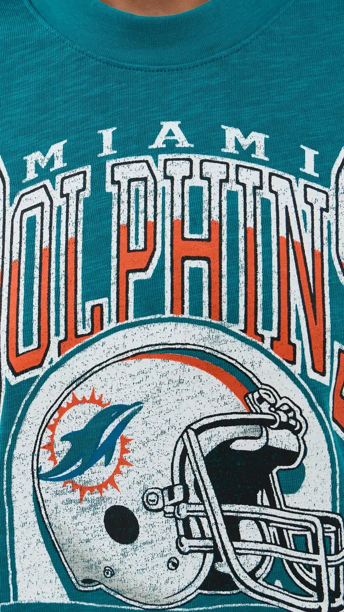 Junk Food Dolphins Helmut Mock Crop Tee | Thumbnail 6