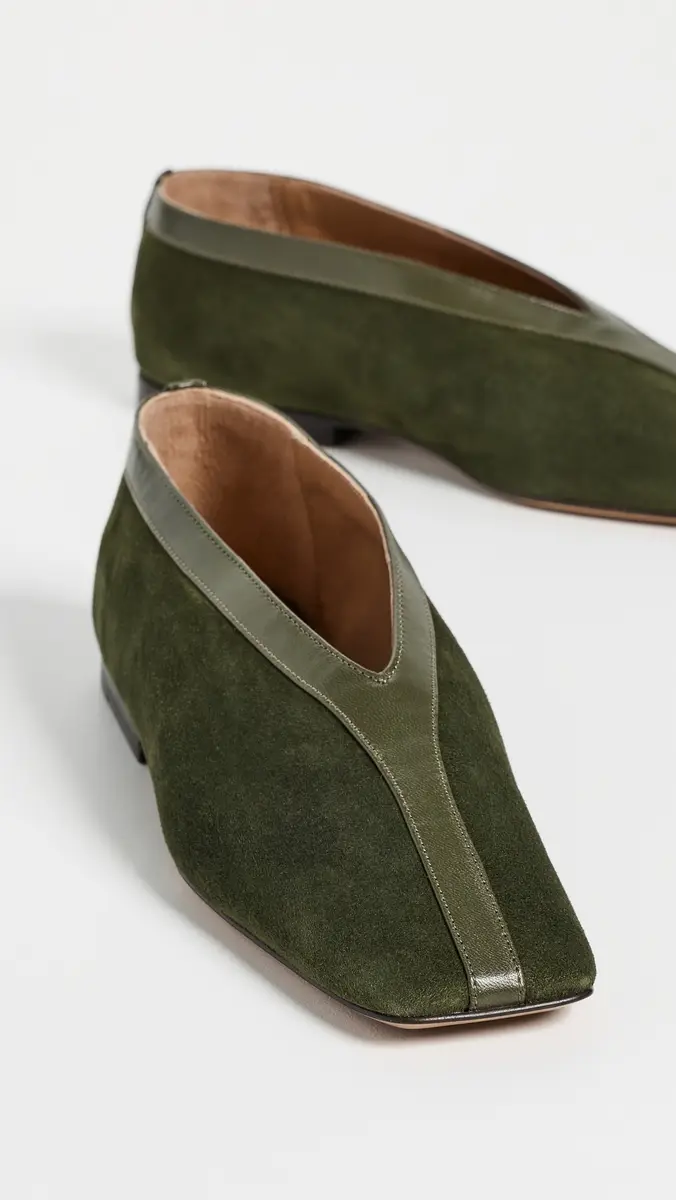 MANSUR GAVRIEL Contorno Square V Flats | Thumbnail 5 MANSUR GAVRIEL Contorno Square V Flats | Thumbnail 5