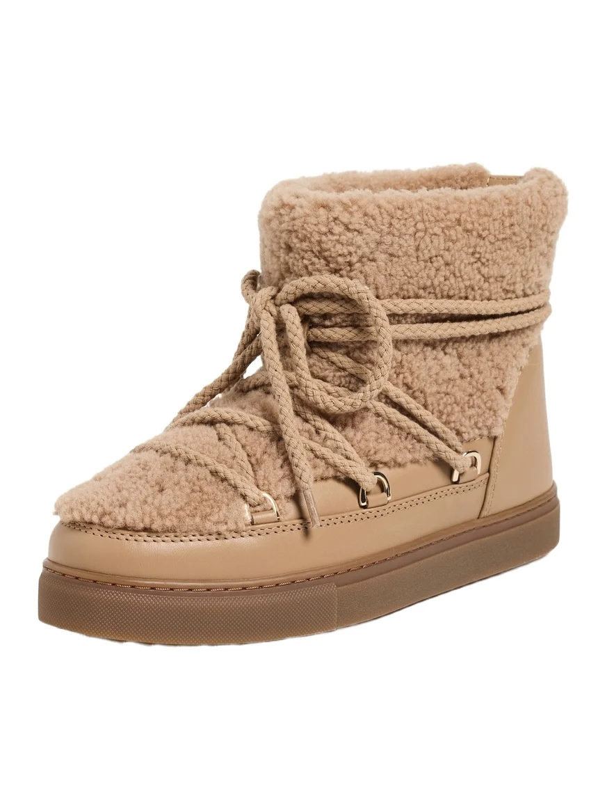 Curly Boots