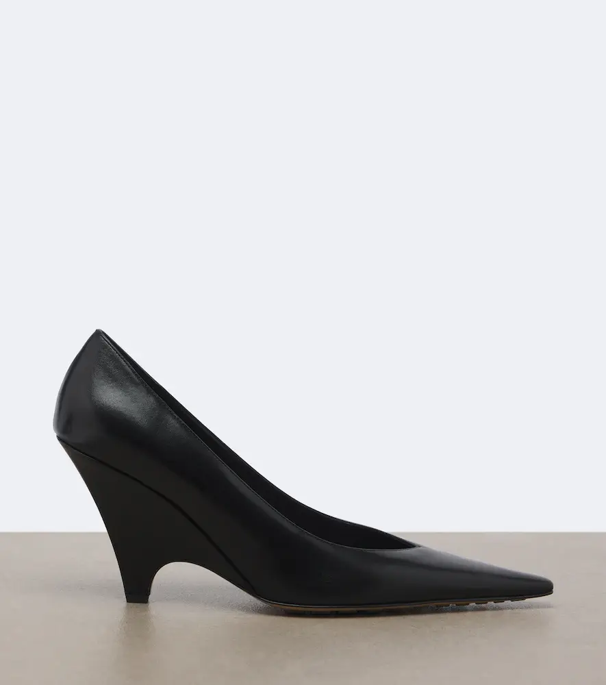Bottega Veneta Adut leather pumps | Thumbnail 2