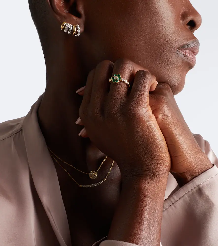 Anita Ko Flora 18kt gold ring with emeralds and diamonds | Thumbnail 4