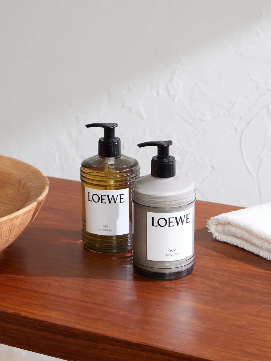 LOEWE PERFUMES Ivy Body Lotion, 360ml - Men | Thumbnail 2