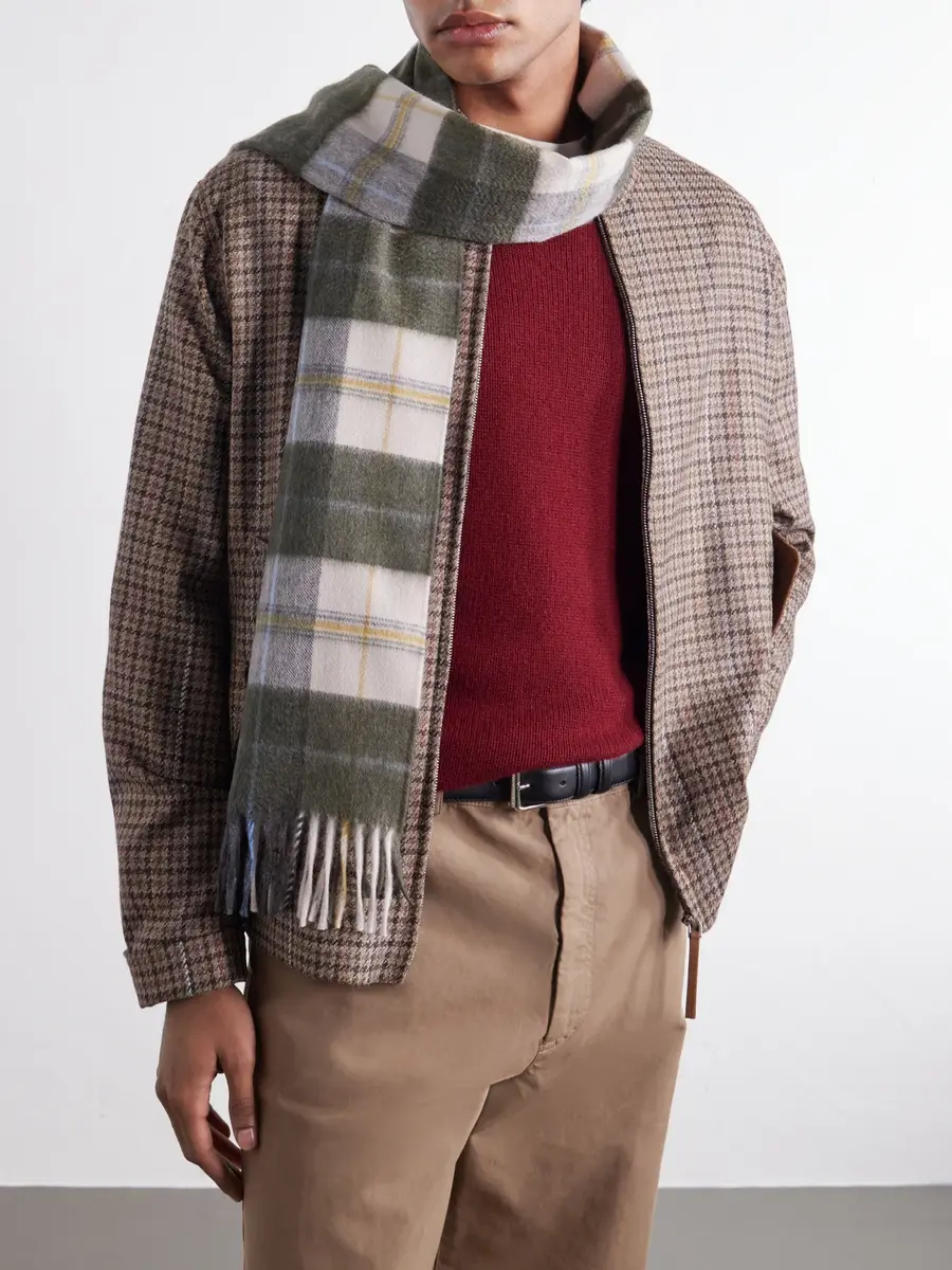 Begg & Co Arran Bennet Fringed Checked Cashmere Scarf - Men | Thumbnail 2