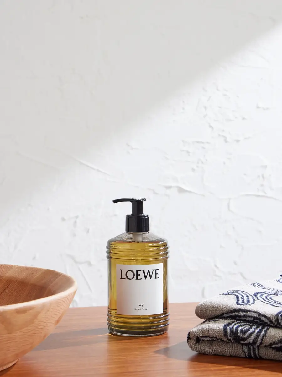 LOEWE PERFUMES Ivy Liquid Soap, 360ml - Men | Thumbnail 2 LOEWE PERFUMES Ivy Liquid Soap, 360ml - Men | Thumbnail 2