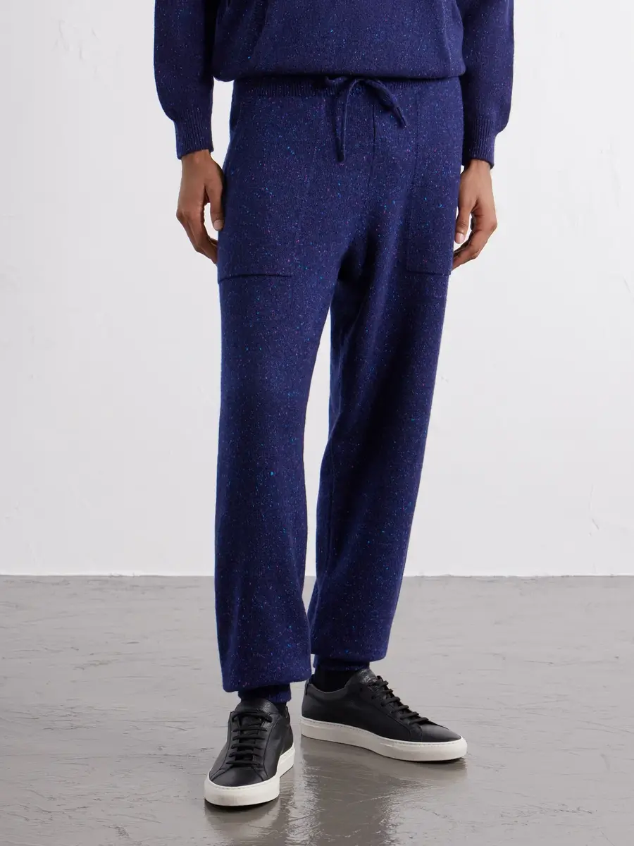 Begg & Co Brennan Tapered Cashmere Sweatpants - Men | Thumbnail 3 Begg & Co Brennan Tapered Cashmere Sweatpants - Men | Thumbnail 3