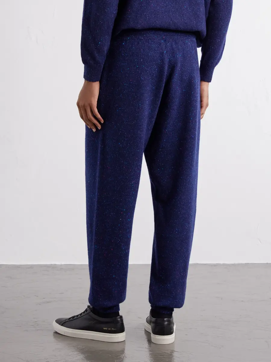 Begg & Co Brennan Tapered Cashmere Sweatpants - Men | Thumbnail 4 Begg & Co Brennan Tapered Cashmere Sweatpants - Men | Thumbnail 4