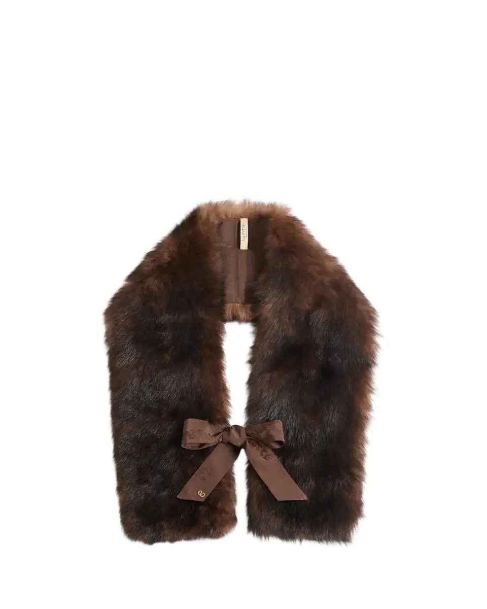 Valentino Garavani VLogo Bow Fur Stole | Thumbnail 2 Valentino Garavani VLogo Bow Fur Stole | Thumbnail 2