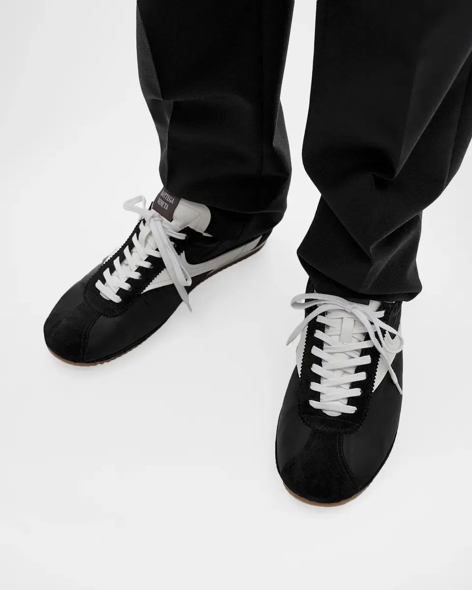 Bottega Veneta Men's Shot Nylon and Leather T-Toe Sneakers | Thumbnail 2 Bottega Veneta Men's Shot Nylon and Leather T-Toe Sneakers | Thumbnail 2
