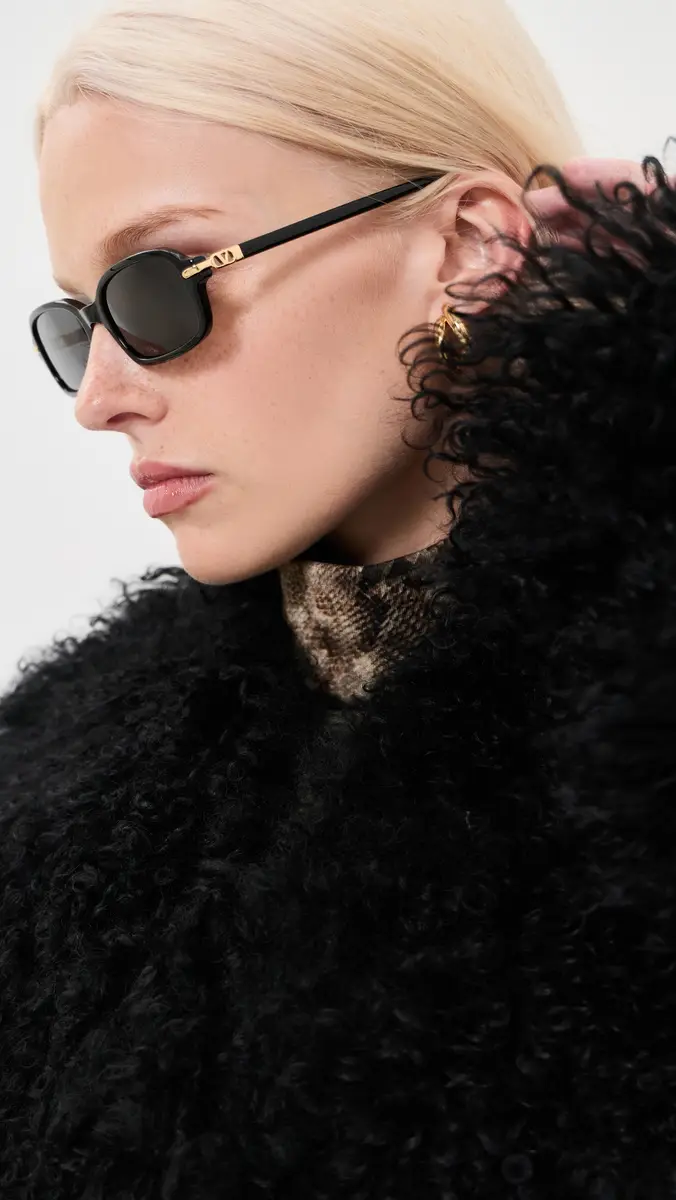 Valentino VG0047S Sunglasses | Thumbnail 3