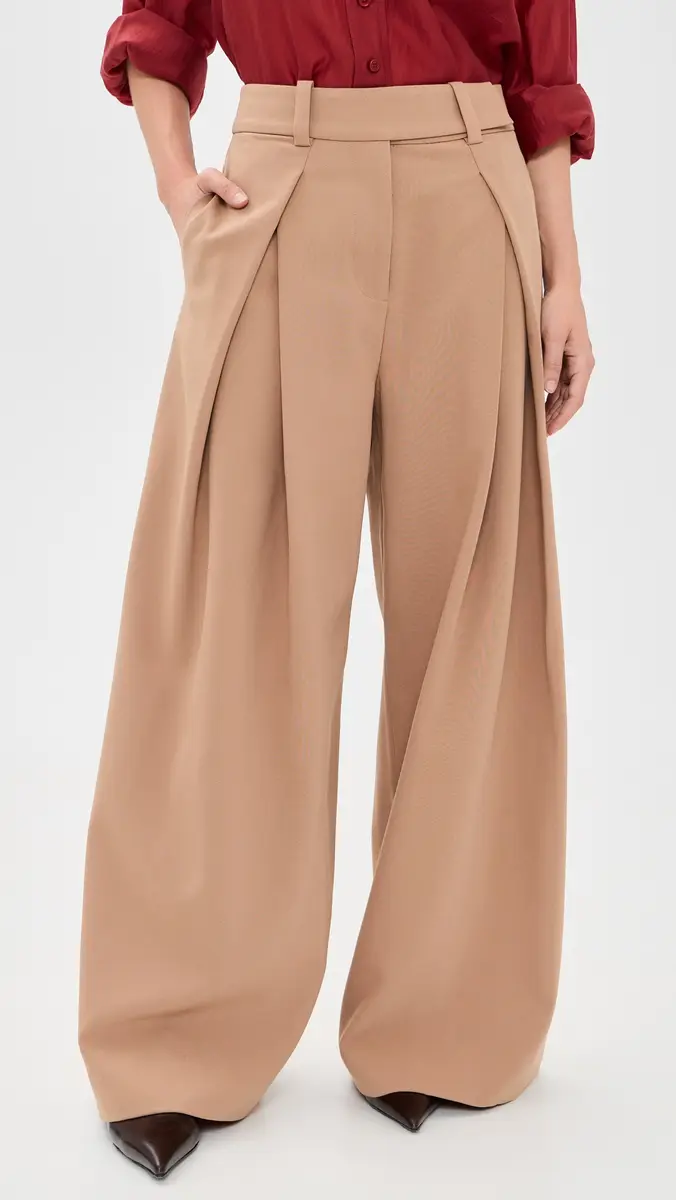 Favorite Daughter The Petite Pleats For Days Pants | Thumbnail 2 Favorite Daughter The Petite Pleats For Days Pants | Thumbnail 2